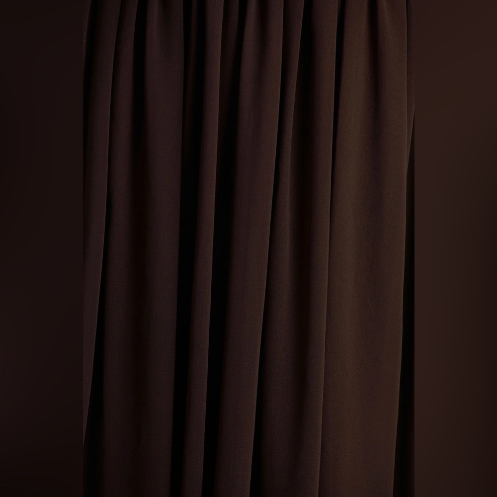 Club L London Kelly Brown Scoop-Neck Maxi Dress With Pleated Mesh Skirt - Picture 6 of 6